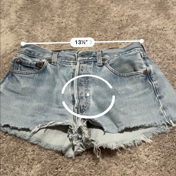 Vintage Levi’s shorts - Picture 4 of 4